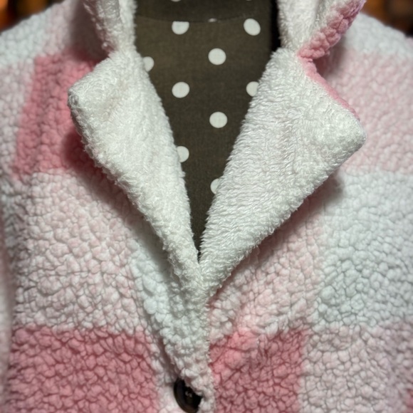 Cozy Pink and White Checkered Women's Sherpa style Coat girly medium oversized - Picture 3 of 6